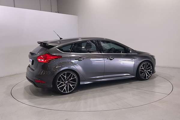 2016 Ford Focus Sport LZ