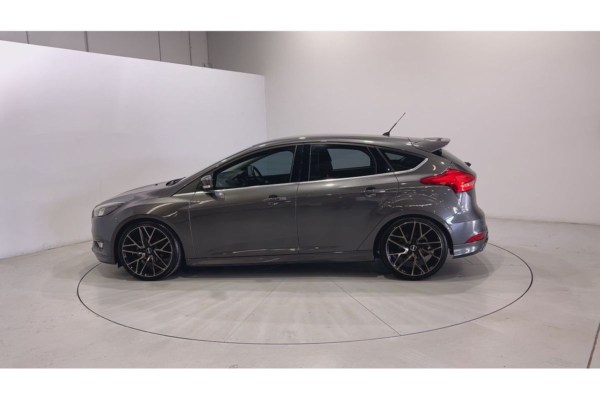 2016 Ford Focus Sport LZ