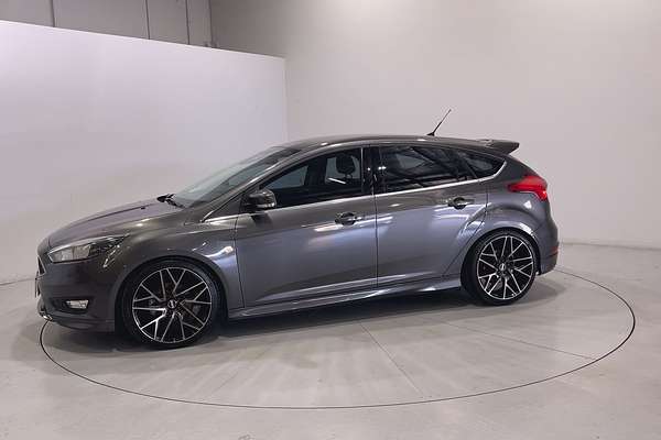 2016 Ford Focus Sport LZ