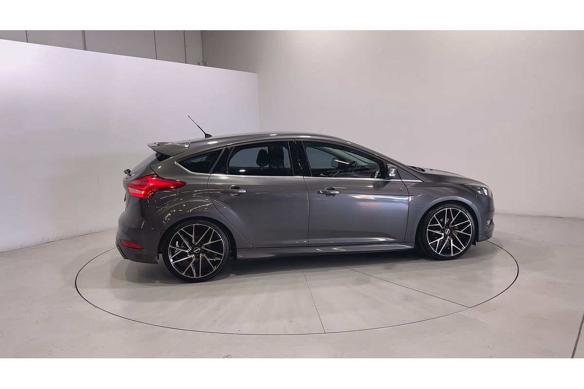 2016 Ford Focus Sport LZ