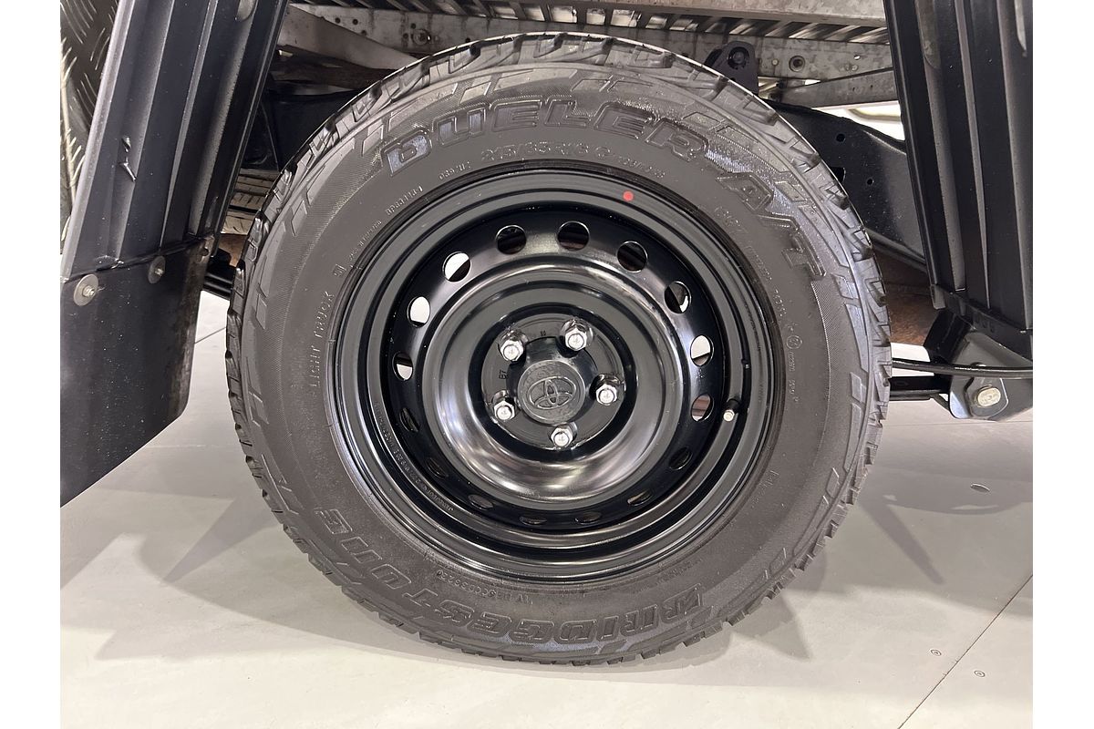 2022 Toyota Hilux Workmate TGN121R Rear Wheel Drive
