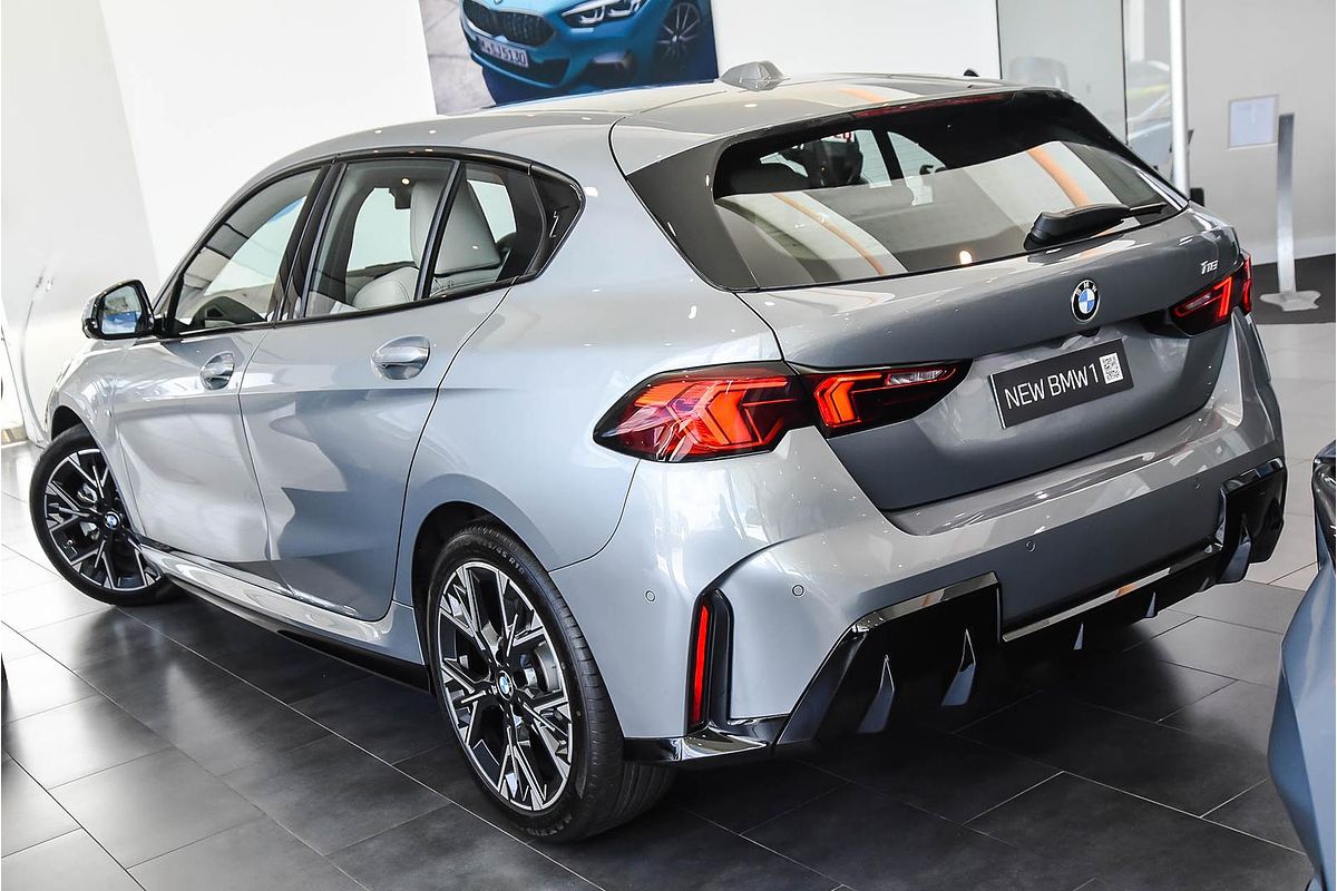 2025 BMW 1 Series 118 M Sport F70