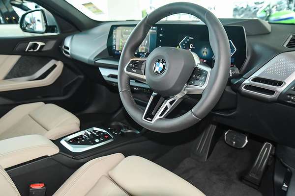 2025 BMW 1 Series 118 M Sport F70