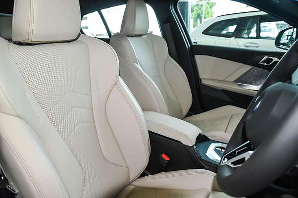 2025 BMW 1 Series 118 M Sport F70