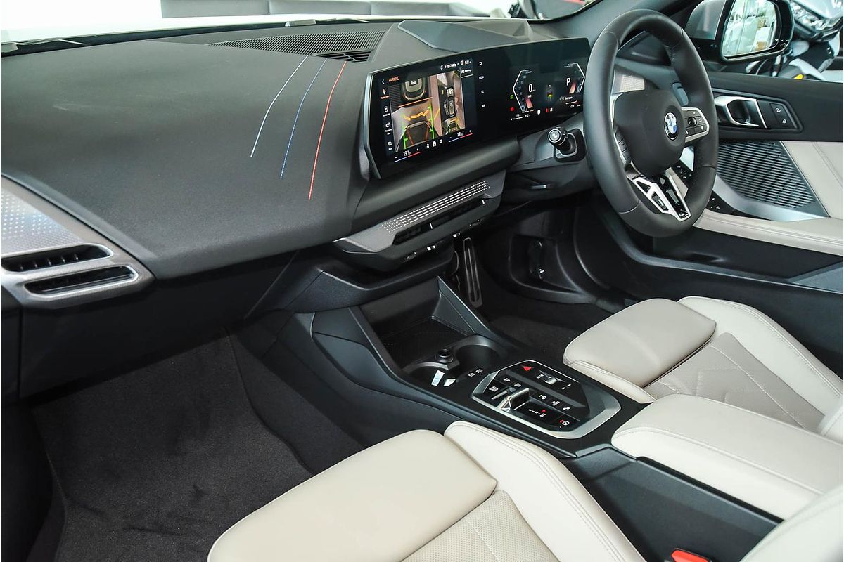 2025 BMW 1 Series 118 M Sport F70