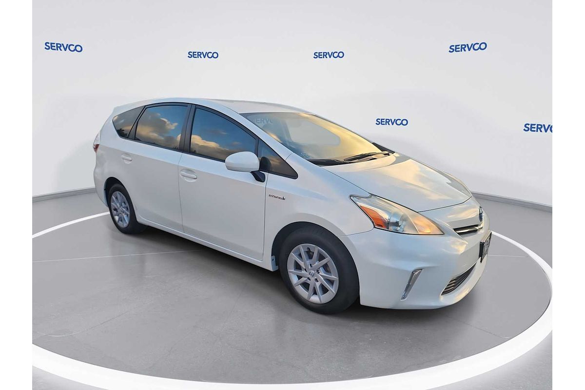 2014 Toyota Prius V Two