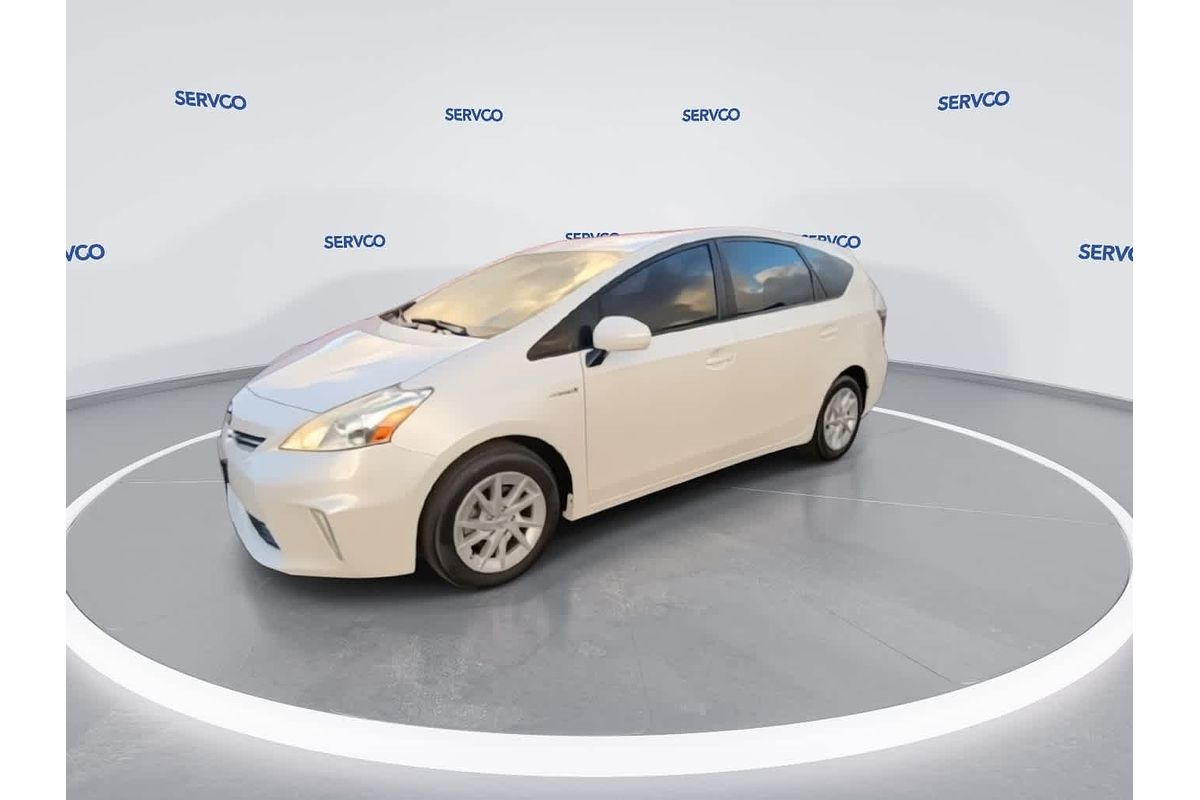 2014 Toyota Prius V Two