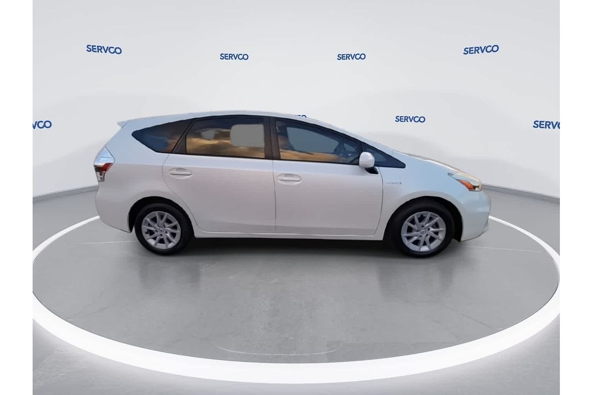 2014 Toyota Prius V Two