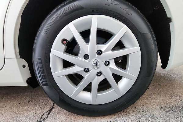 2014 Toyota Prius V Two