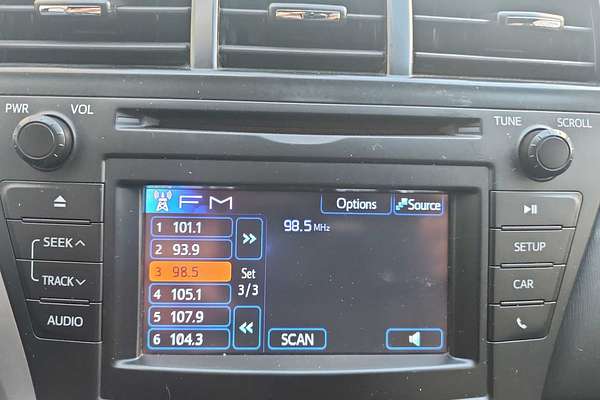 2014 Toyota Prius V Two