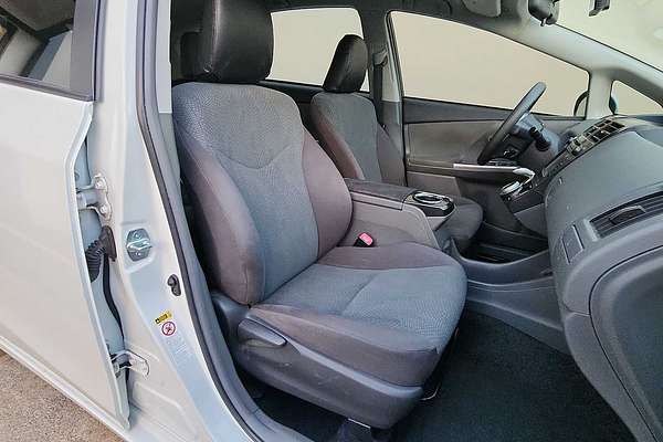 2014 Toyota Prius V Two