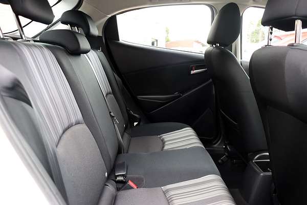 2017 Mazda 2 Neo DJ Series