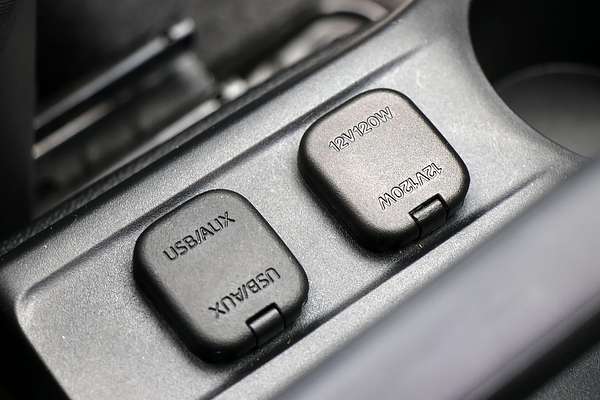 2013 Mazda 2 Neo DE Series 2