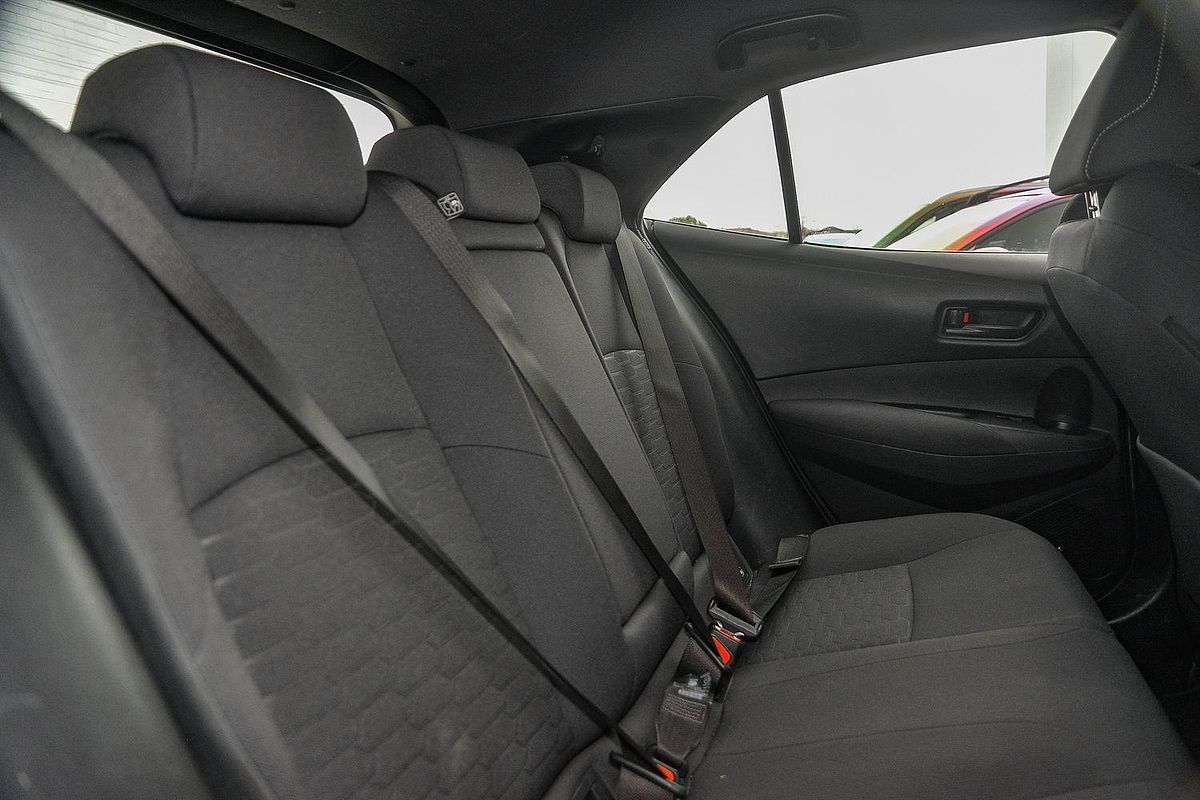 2018 Toyota Corolla Ascent Sport Hybrid ZWE211R