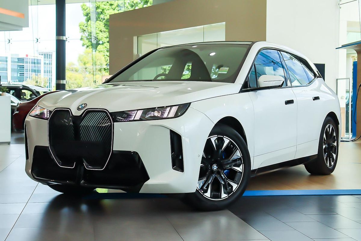 2025 BMW iX xDrive45 M Sport I20 LCI