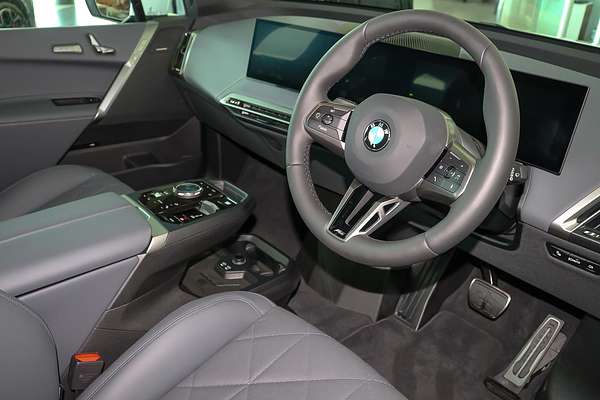 2025 BMW iX xDrive45 M Sport I20 LCI
