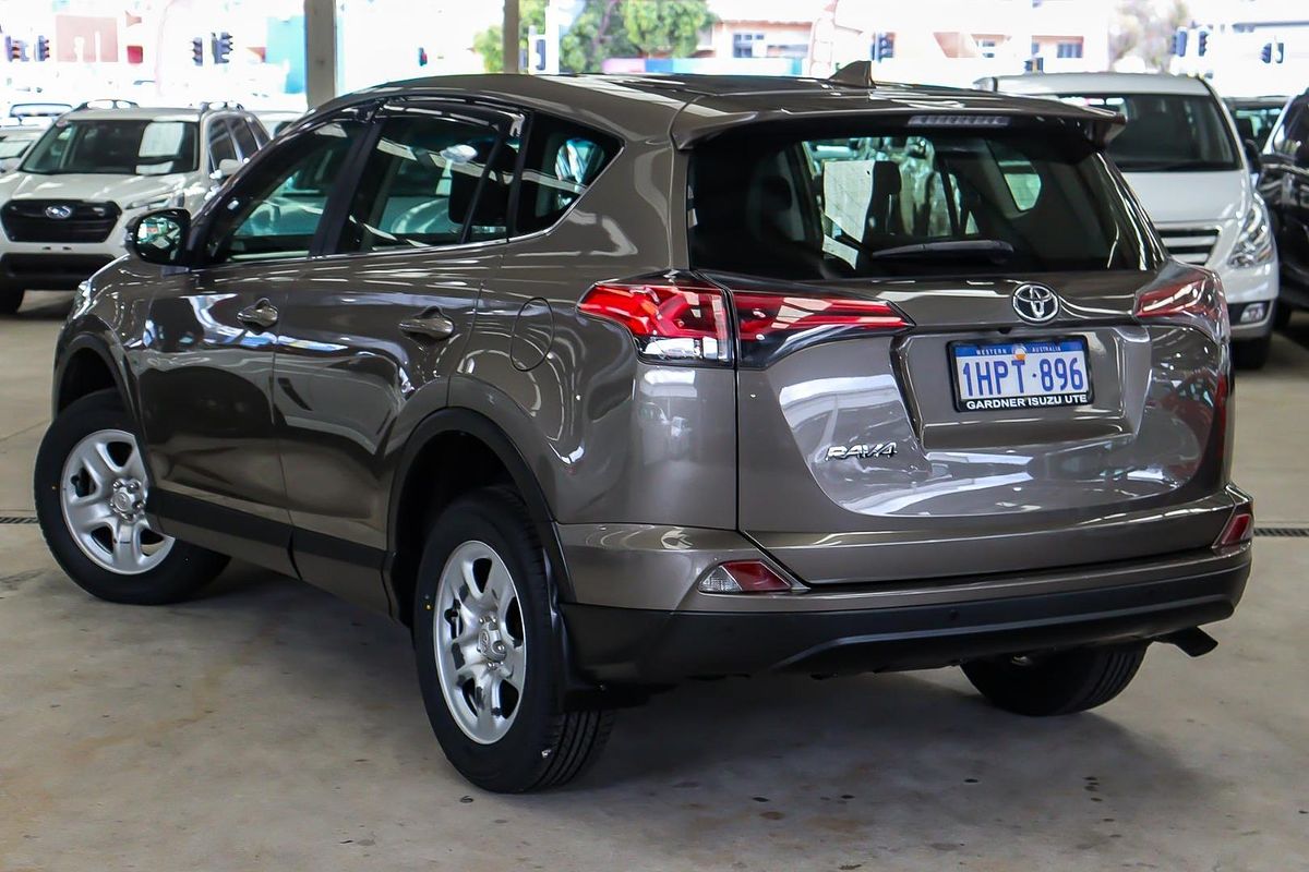 2016 Toyota RAV4 GX ZSA42R