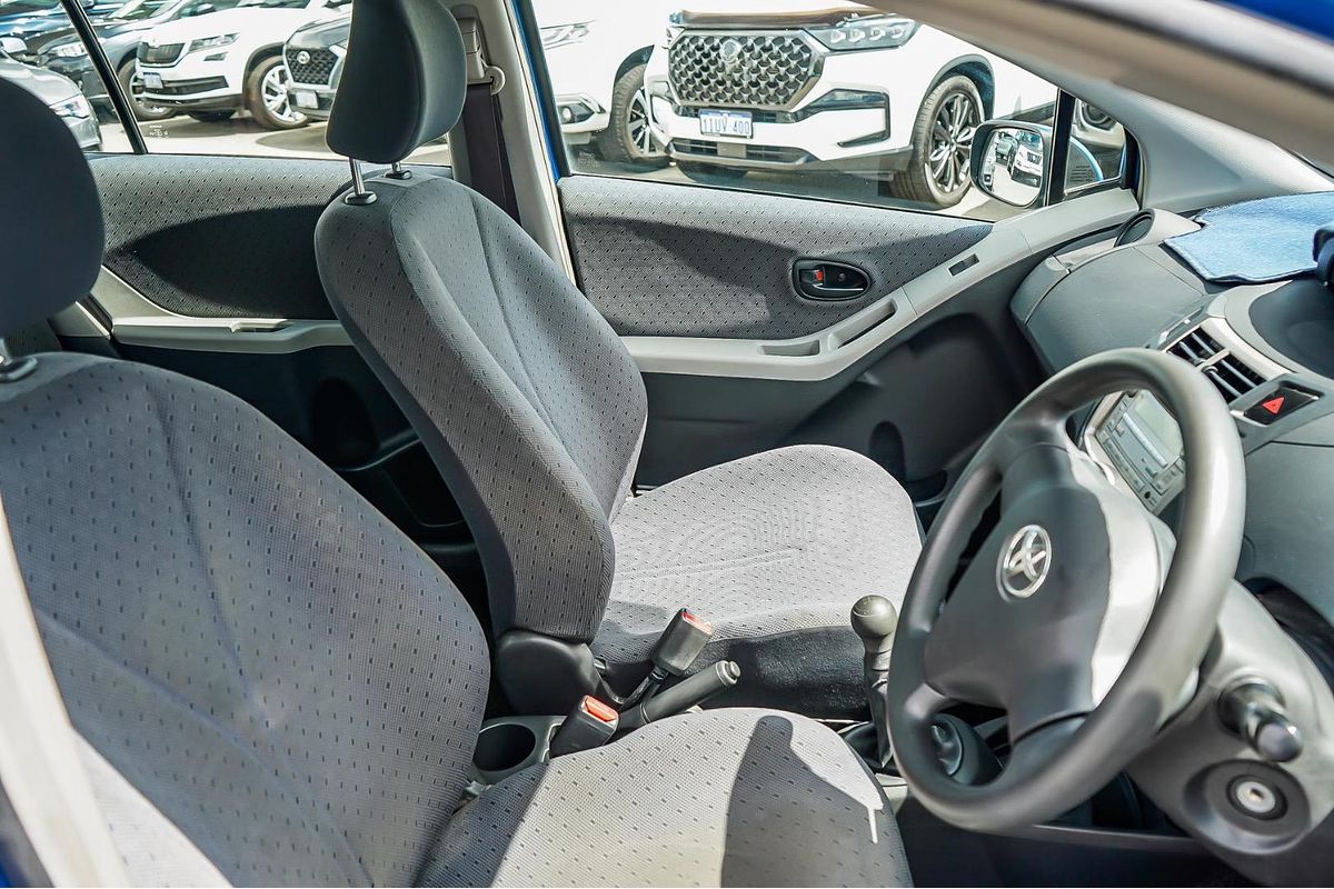 2010 Toyota Yaris YR NCP90R