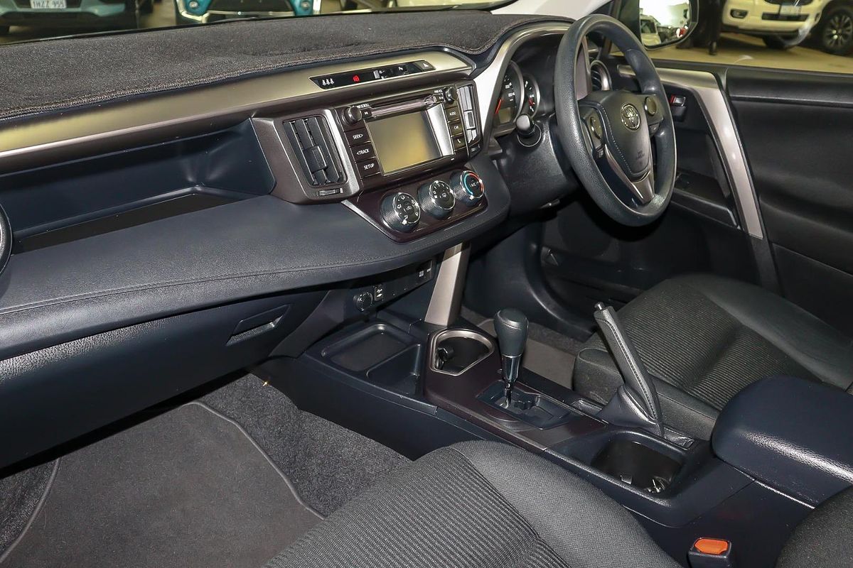 2016 Toyota RAV4 GX ZSA42R