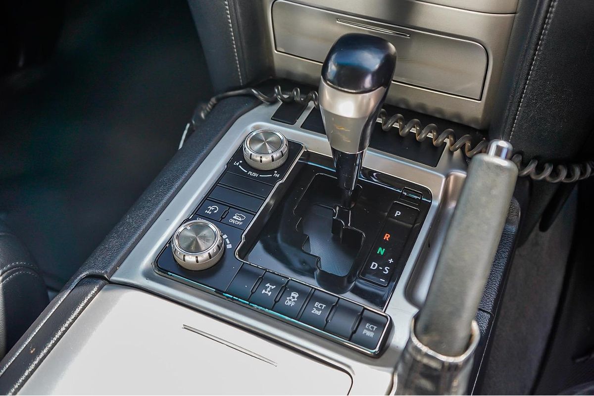 2018 Toyota Landcruiser GXL VDJ200R