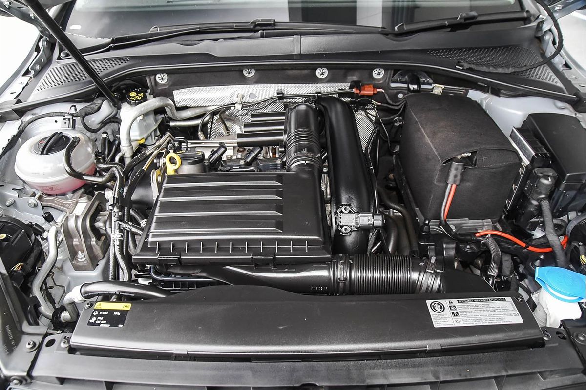 2016 Volkswagen Golf 110TSI Highline 7