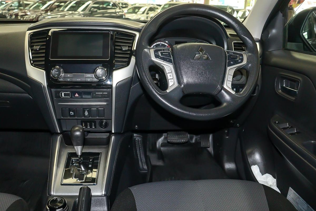 2020 Mitsubishi Triton GLX+ MR 4X4