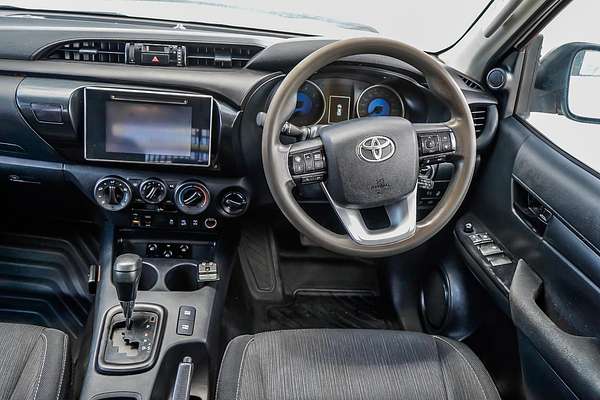 2020 Toyota Hilux SR GUN126R 4X4