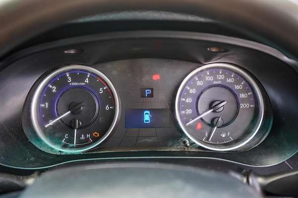 2018 Toyota Hilux SR GUN126R 4X4