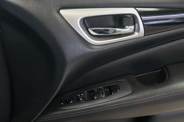 2018 Nissan Pathfinder ST R52 Series III