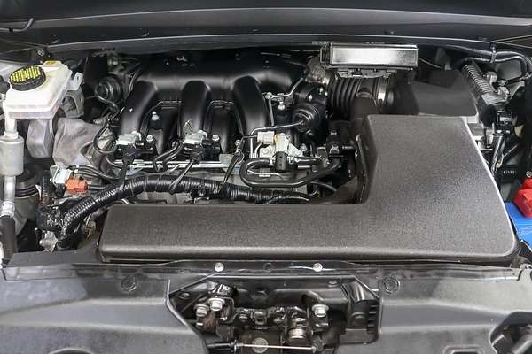 2018 Nissan Pathfinder ST R52 Series III