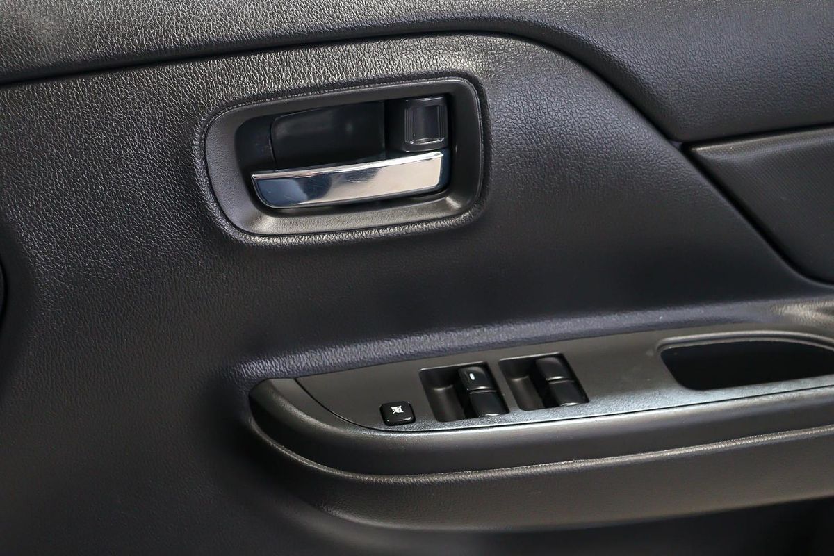 2020 Mitsubishi Triton GLX+ MR 4X4