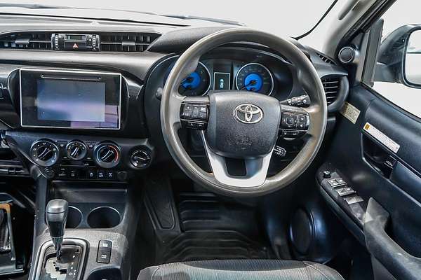 2020 Toyota Hilux SR GUN126R 4X4