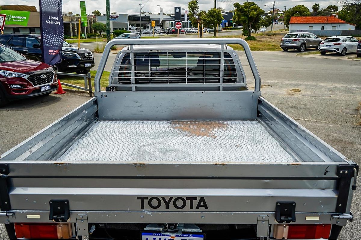 2020 Toyota Hilux SR GUN126R 4X4