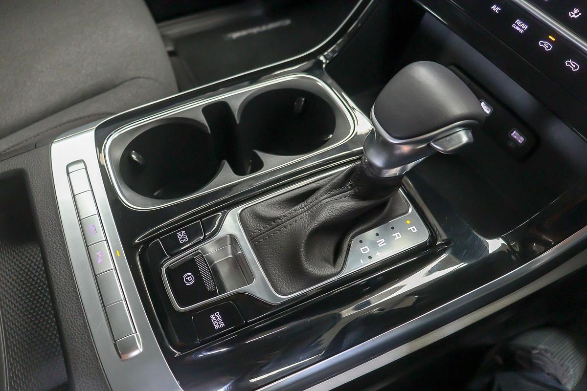 2023 Kia Carnival Si KA4