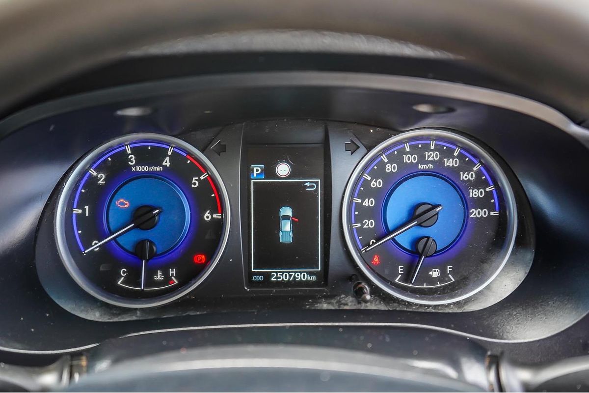 2020 Toyota Hilux SR GUN126R 4X4