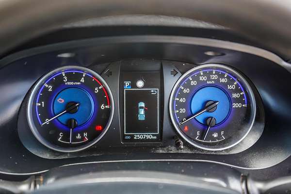 2020 Toyota Hilux SR GUN126R 4X4