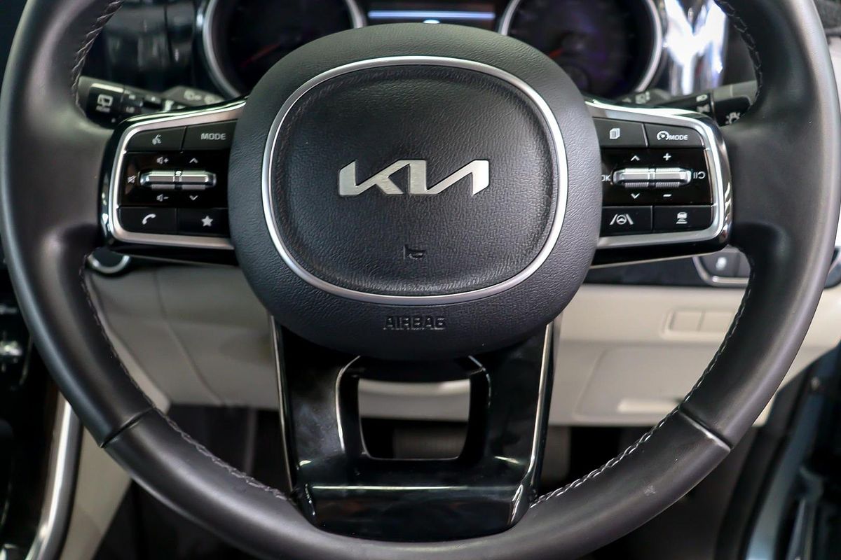 2023 Kia Carnival Si KA4