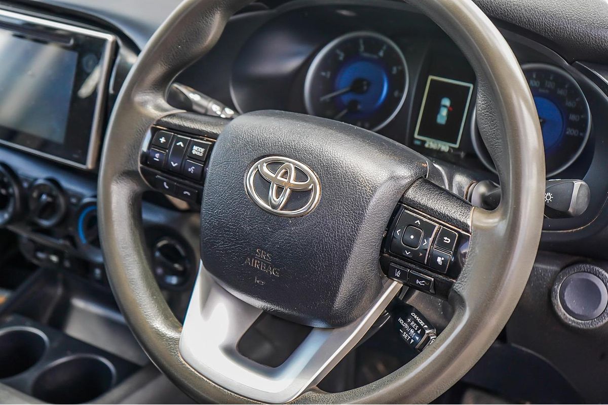 2020 Toyota Hilux SR GUN126R 4X4