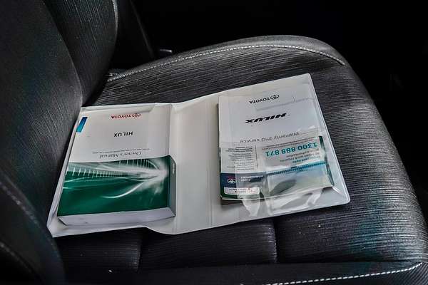 2020 Toyota Hilux SR GUN126R 4X4