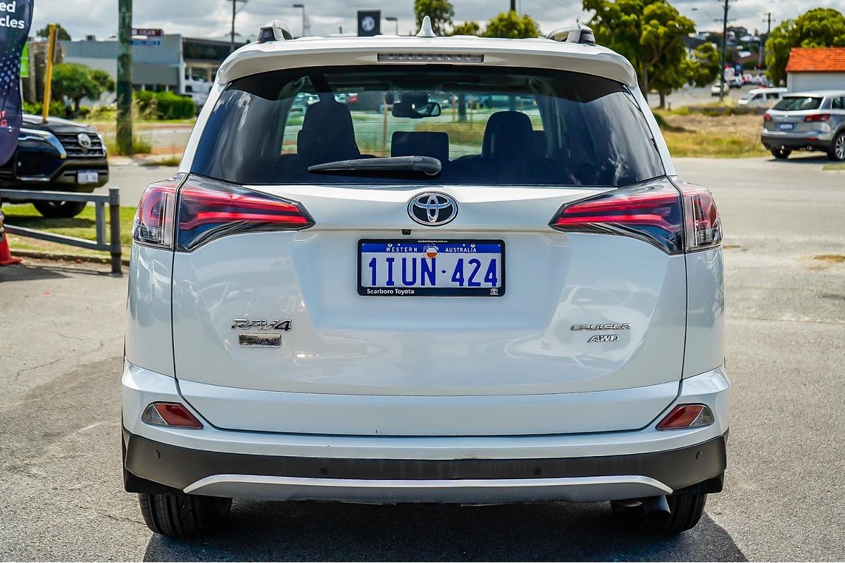 2018 Toyota RAV4 Cruiser ASA44R