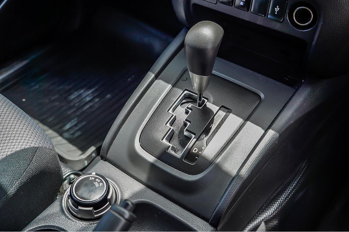 2022 Mitsubishi Triton GLX MR 4X4