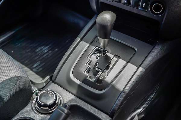 2022 Mitsubishi Triton GLX MR 4X4