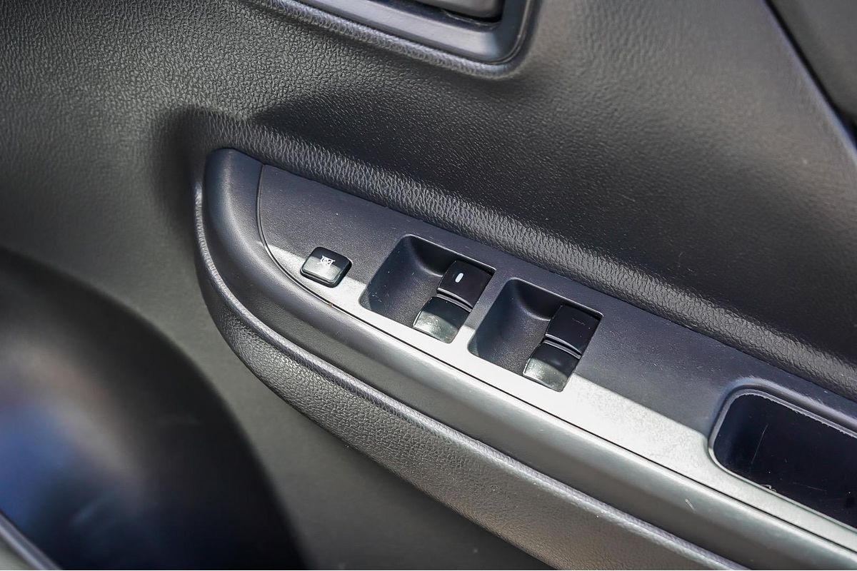 2022 Mitsubishi Triton GLX MR 4X4