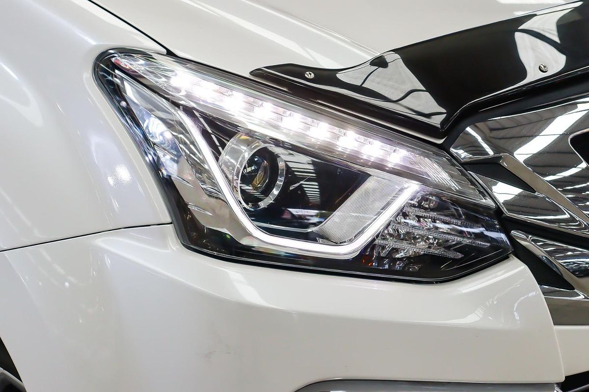 2018 Isuzu MU-X LS-T