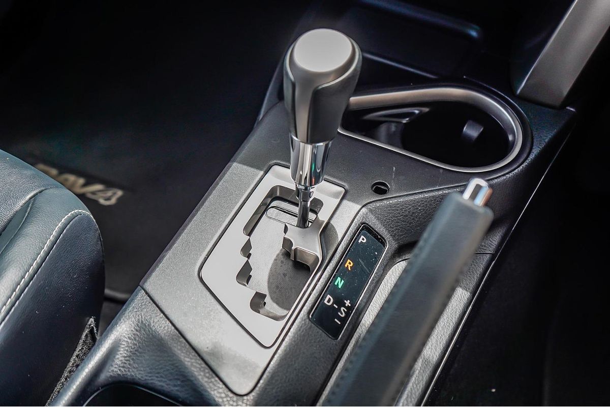 2018 Toyota RAV4 Cruiser ASA44R