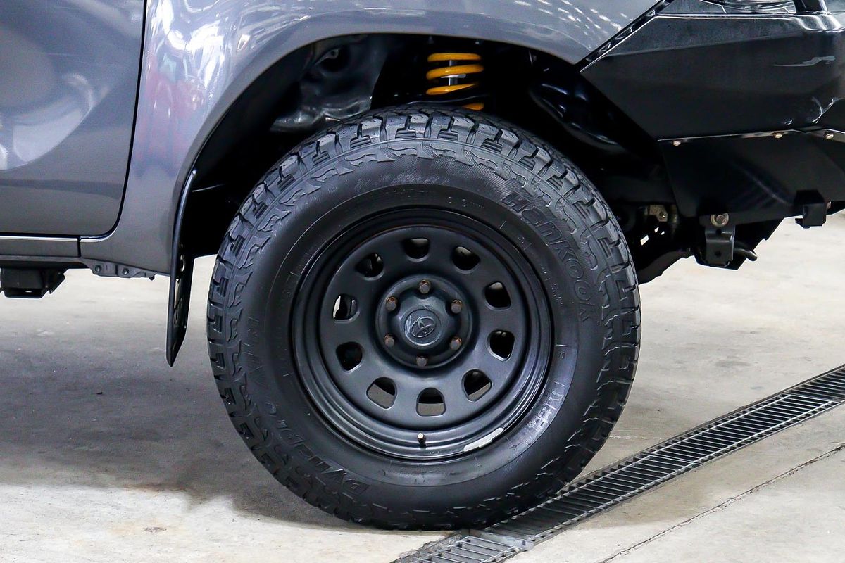 2018 Toyota Hilux SR GUN126R 4X4