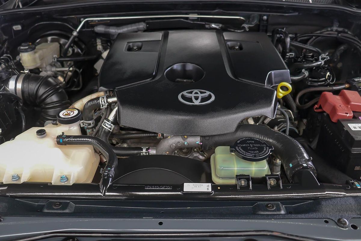 2018 Toyota Hilux SR GUN126R 4X4