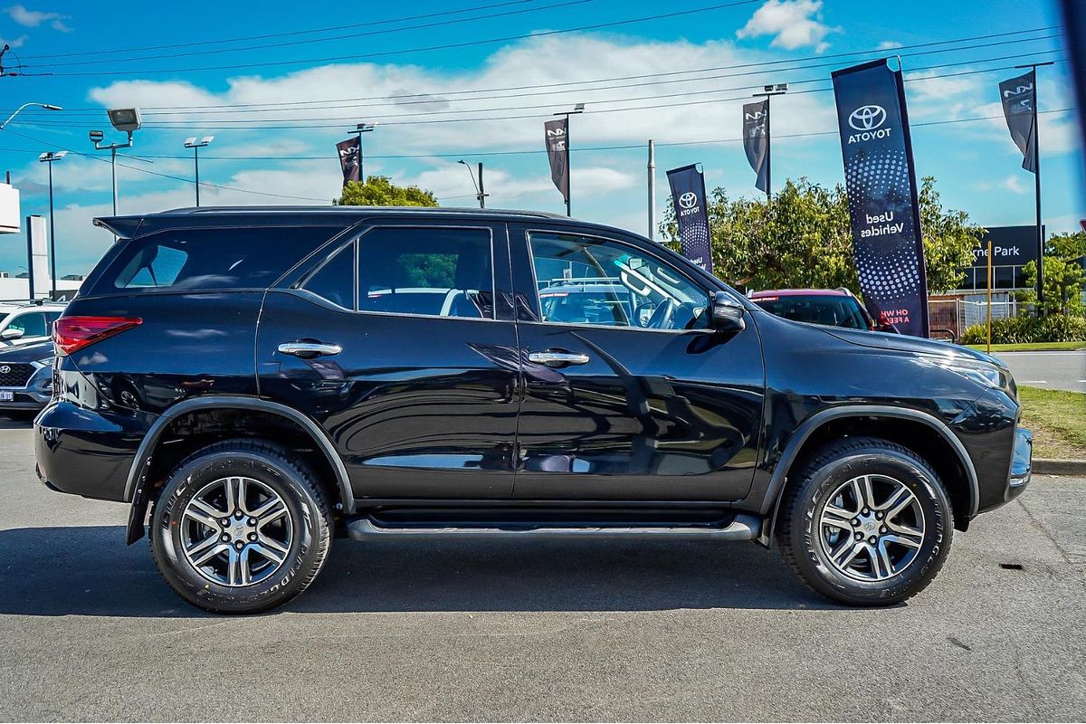 2023 Toyota Fortuner GXL GUN156R