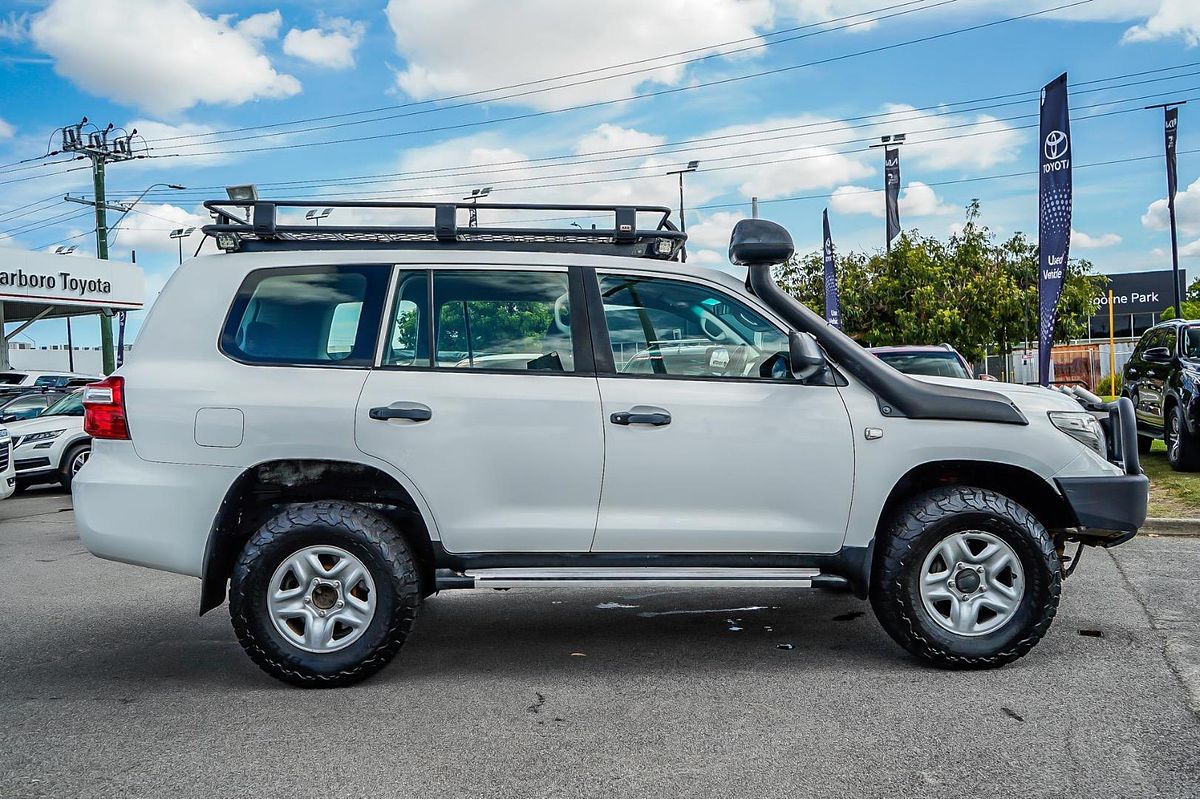 2013 Toyota Landcruiser GX VDJ200R