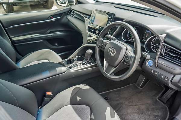 2022 Toyota Camry Ascent AXVH70R